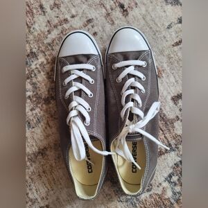 Mens All Star Converse Sneakers .  Brown/Gray. Sz 11